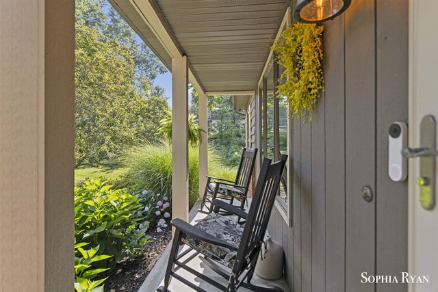 86 Carl Drive, Ada, MI 49301