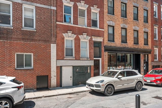 62 North Margin St 3, Boston, MA 02113