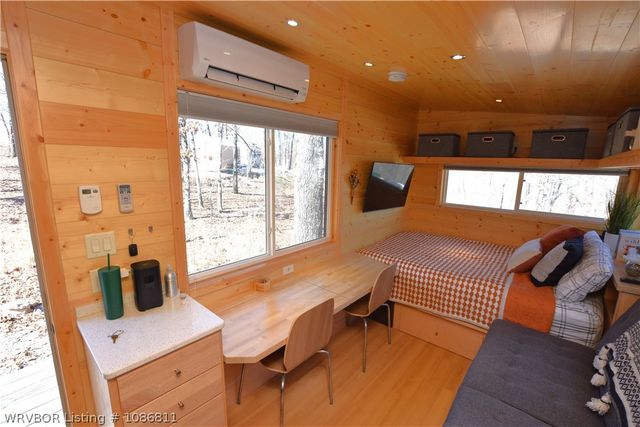 5958 Wiley Ridge Road, Proctor, OK 74457