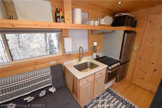 5958 Wiley Ridge Road, Proctor, OK 74457