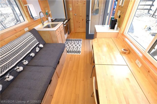 5958 Wiley Ridge Road, Proctor, OK 74457