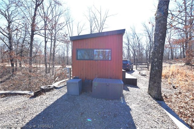 5958 Wiley Ridge Road, Proctor, OK 74457