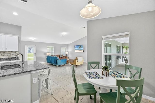 2716 NW 45th PL, Cape Coral, FL 33993