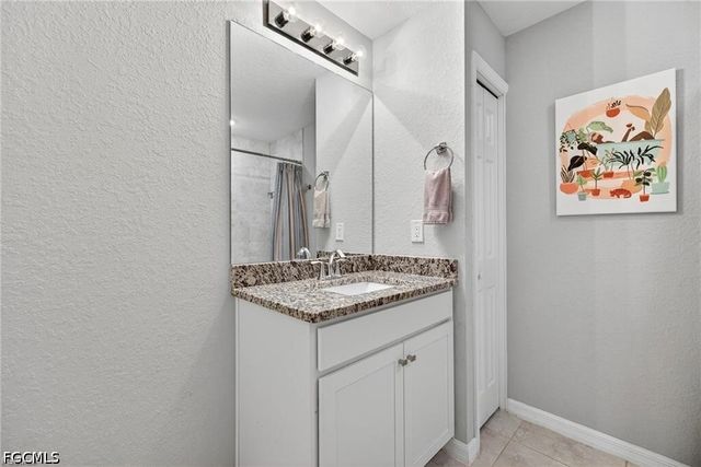 2716 NW 45th PL, Cape Coral, FL 33993