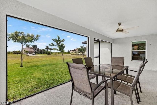 2716 NW 45th PL, Cape Coral, FL 33993