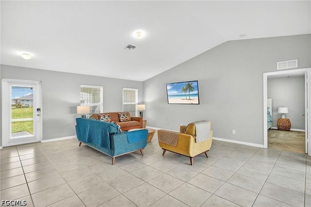 2716 NW 45th PL, Cape Coral, FL 33993