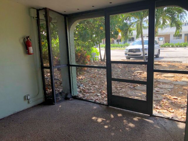 3205 NE 9th 2, Pompano Beach, FL 33062