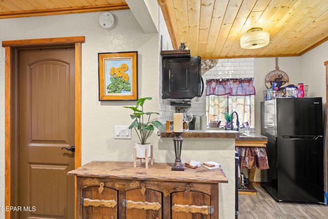 305 W Rio Grande Avenue, El Paso, TX 79902