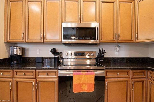 11094 Esteban DR, Fort Myers, FL 33912