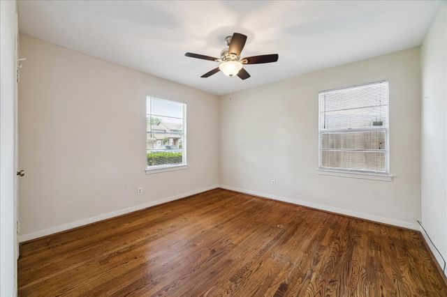 9321 Saddle Lane, Houston, TX 77080