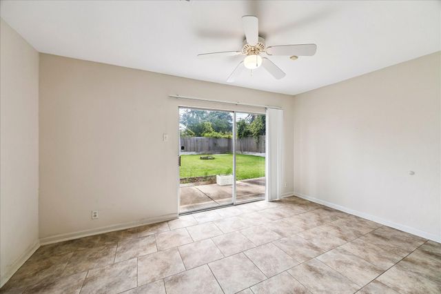 9321 Saddle Lane, Houston, TX 77080