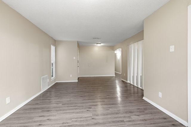 705 Via Avenida, Mesquite, TX 75150