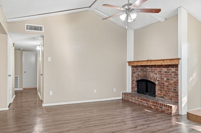 705 Via Avenida, Mesquite, TX 75150