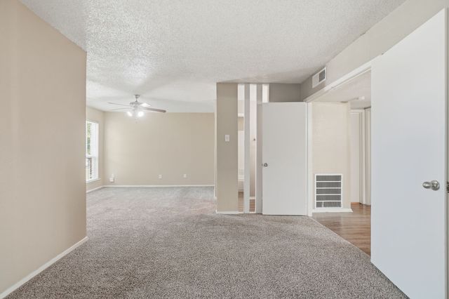 705 Via Avenida, Mesquite, TX 75150