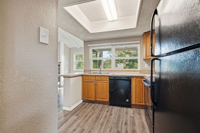 705 Via Avenida, Mesquite, TX 75150