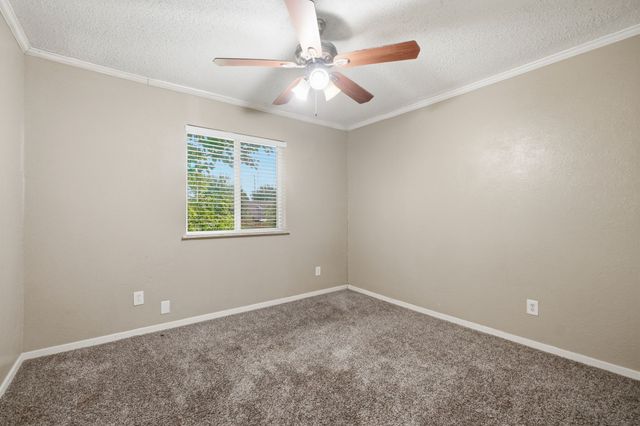 705 Via Avenida, Mesquite, TX 75150