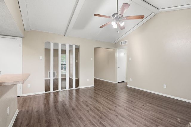 705 Via Avenida, Mesquite, TX 75150