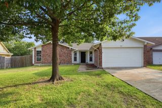 705 Via Avenida, Mesquite, TX 75150