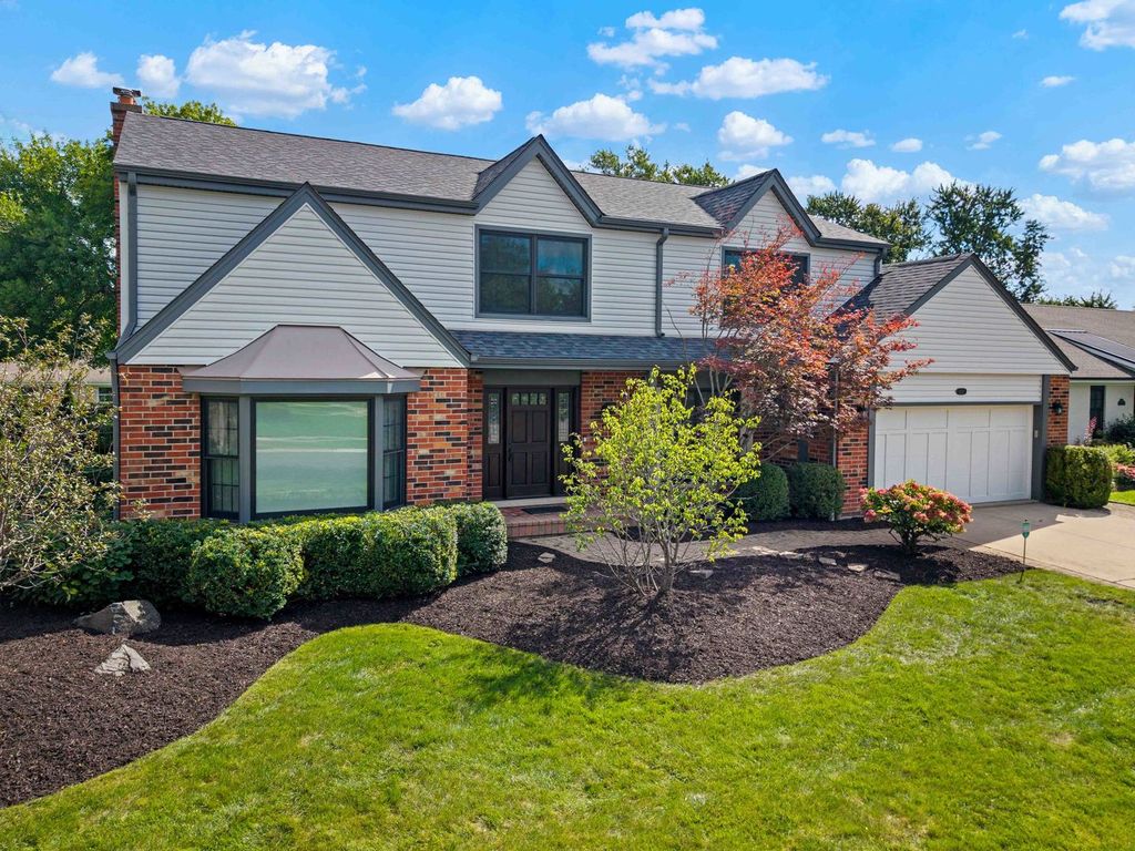 1029 N Carlyle Lane, Arlington Heights, IL 60004 — photo 2