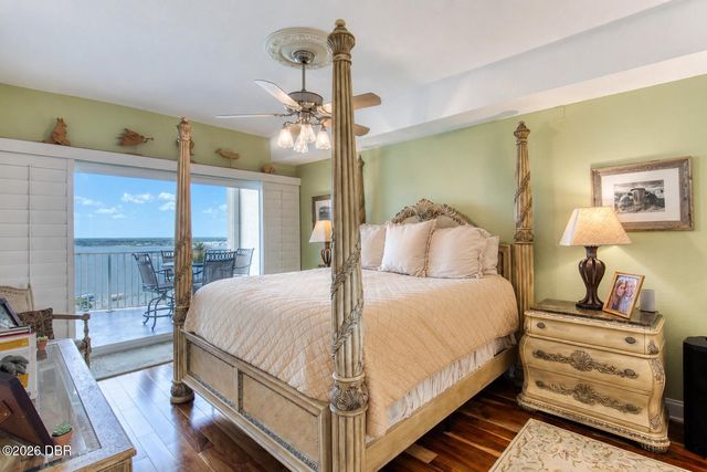 2 Oceans West Blvd Apt 1802, Daytona Beach Shores, FL 32118
