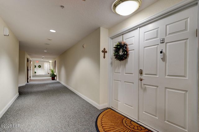 2 Oceans West Blvd Apt 1802, Daytona Beach Shores, FL 32118