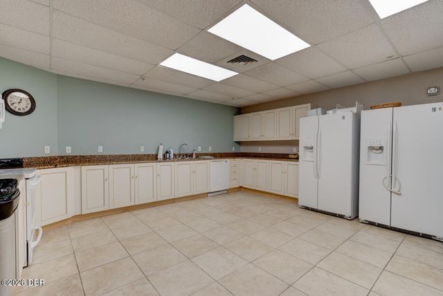 2 Oceans West Blvd Apt 1802, Daytona Beach Shores, FL 32118