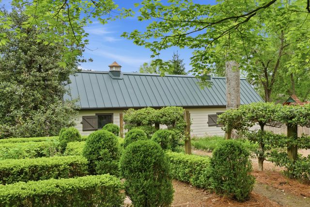 3800 Woodlawn Dr, Nashville, TN 37215
