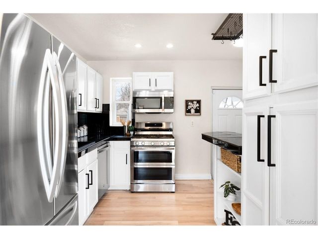 3000 Ivy St, Denver, CO 80207