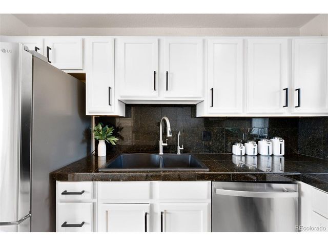 3000 Ivy St, Denver, CO 80207