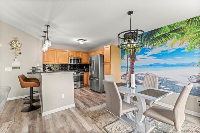 16015 Morningside, Northville, MI 48168