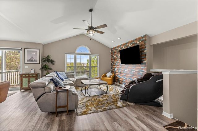 16015 Morningside, Northville, MI 48168