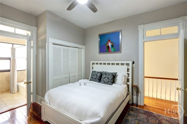 220 E State Street, Savannah, GA 31401