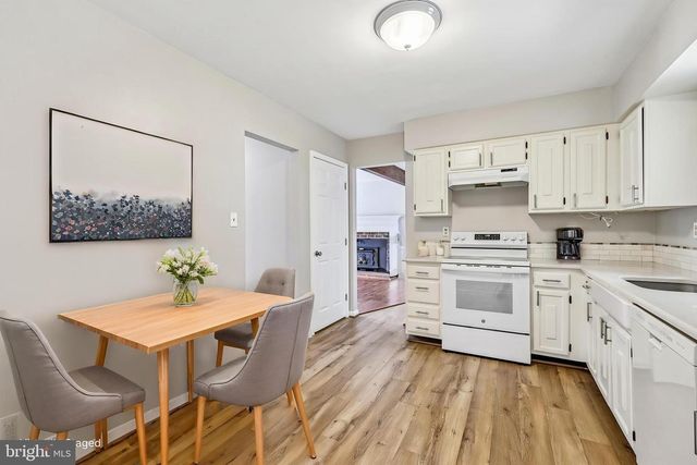 3446 MOUNT BURNSIDE WAY, Woodbridge, VA 22192