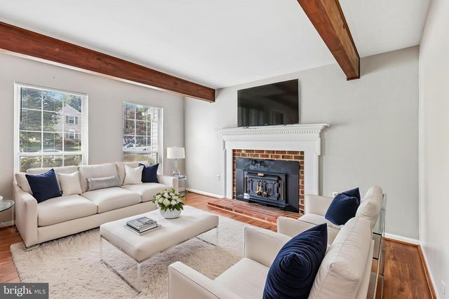 3446 MOUNT BURNSIDE WAY, Woodbridge, VA 22192