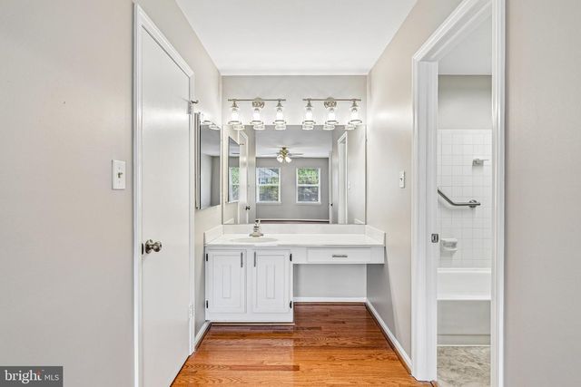 3446 MOUNT BURNSIDE WAY, Woodbridge, VA 22192
