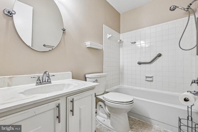 3446 MOUNT BURNSIDE WAY, Woodbridge, VA 22192