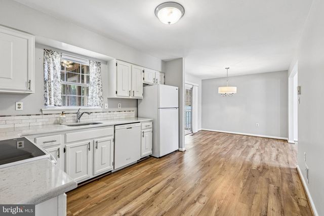 3446 MOUNT BURNSIDE WAY, Woodbridge, VA 22192
