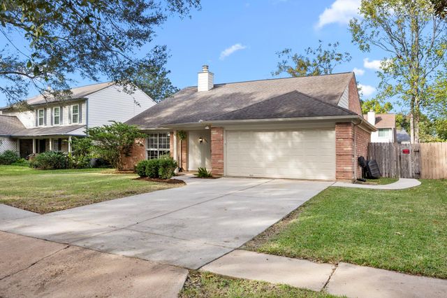3807 Flintrock Lane, Sugar Land, TX 77479