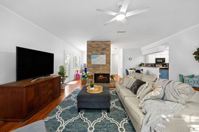 3807 Flintrock Lane, Sugar Land, TX 77479