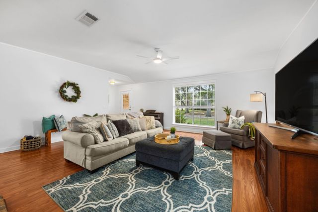 3807 Flintrock Lane, Sugar Land, TX 77479