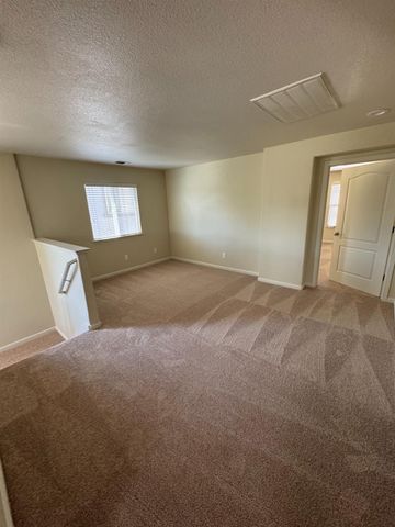 17359 Stone Celler Way, Lathrop, CA 95330