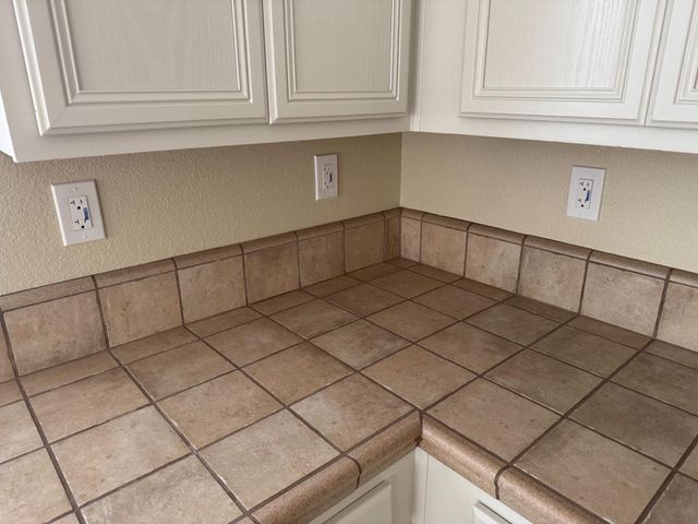 17359 Stone Celler Way, Lathrop, CA 95330