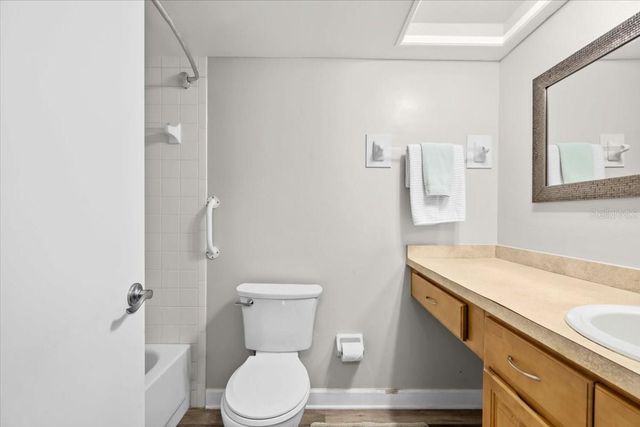 413 S BAYSHORE BOULEVARD B2, Safety Harbor, FL 34695