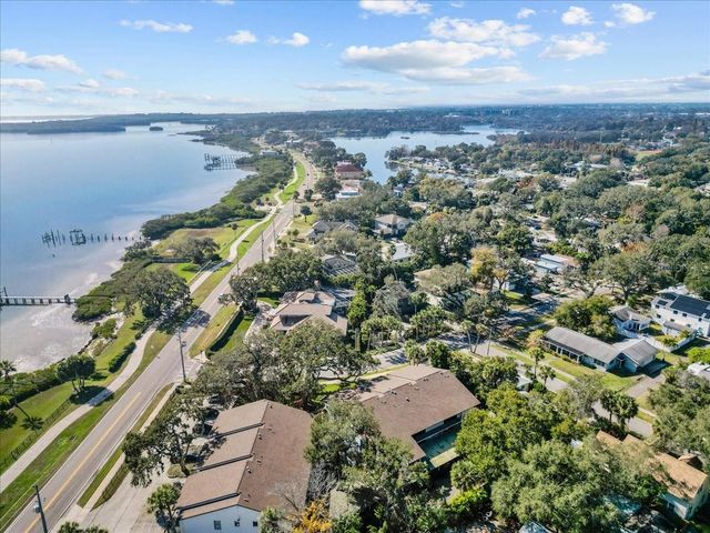 413 S BAYSHORE BOULEVARD B2, Safety Harbor, FL 34695