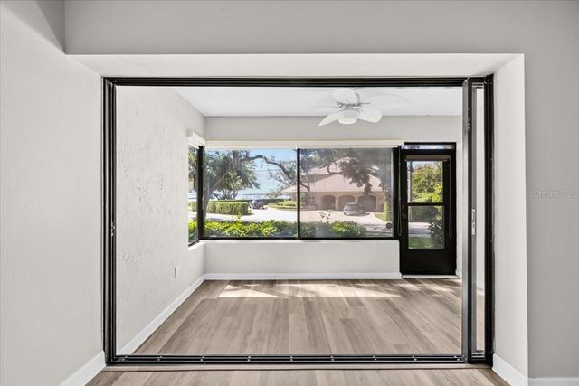 413 S BAYSHORE BOULEVARD B2, Safety Harbor, FL 34695