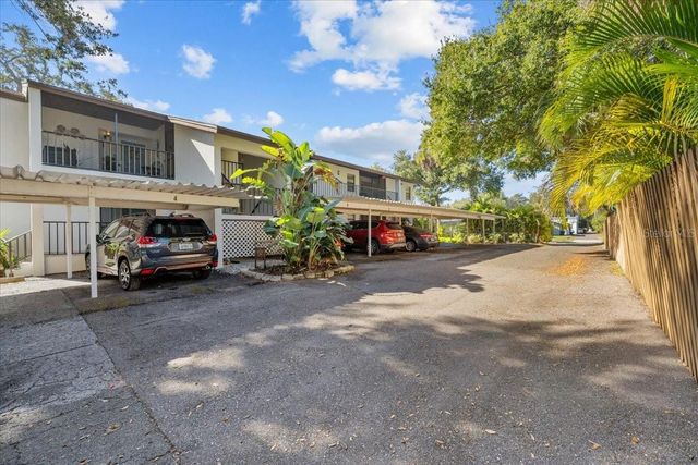 413 S BAYSHORE BOULEVARD B2, Safety Harbor, FL 34695