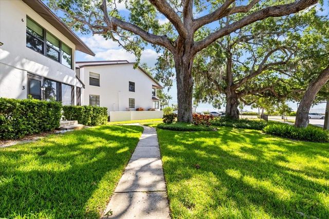 413 S BAYSHORE BOULEVARD B2, Safety Harbor, FL 34695