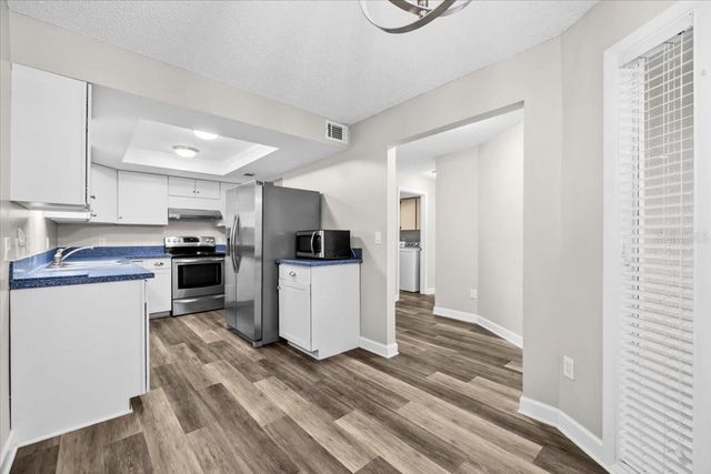 413 S BAYSHORE BOULEVARD B2, Safety Harbor, FL 34695