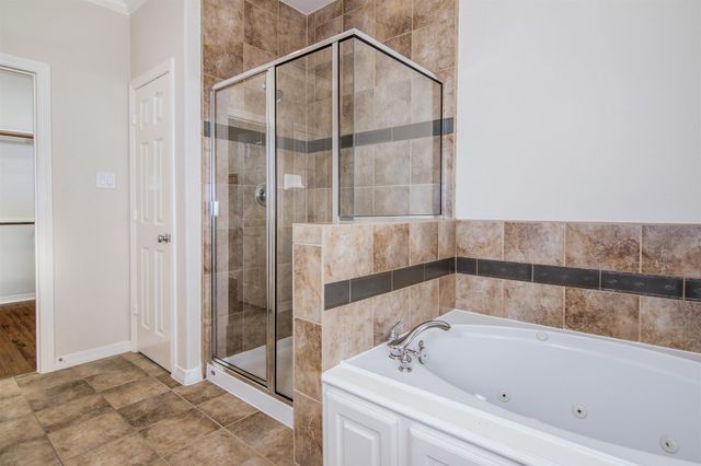3023 Royal Oaks Grove, Houston, TX 77082