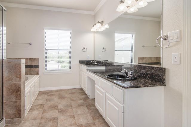 3023 Royal Oaks Grove, Houston, TX 77082